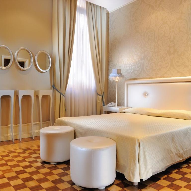 Hotel Ai Due Principi - Camera Doppia Exclusive con Vista sul Canale - 1
