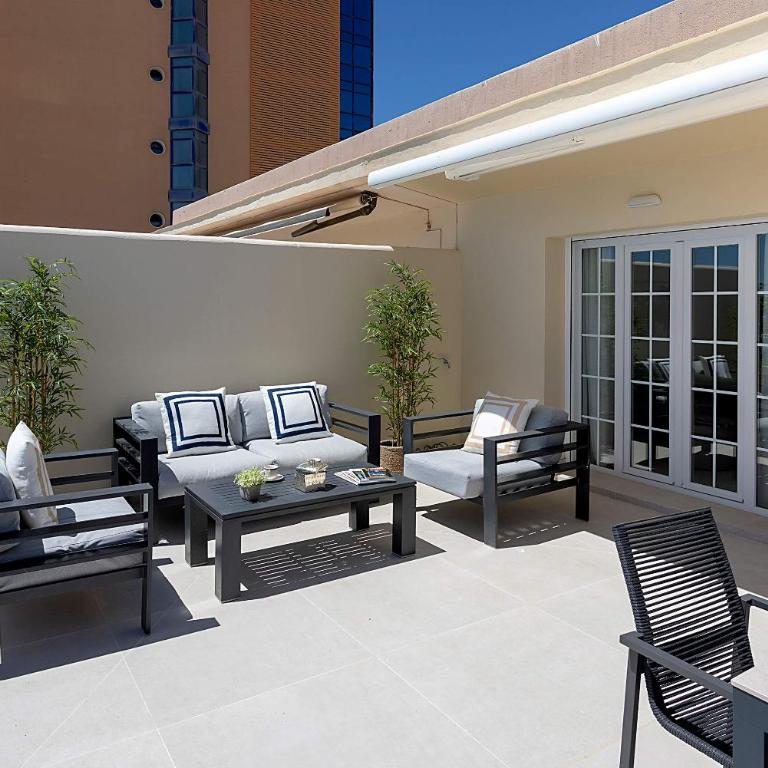 Genteel Home Los Corales Beach - Three-Bedroom Apartment - 20