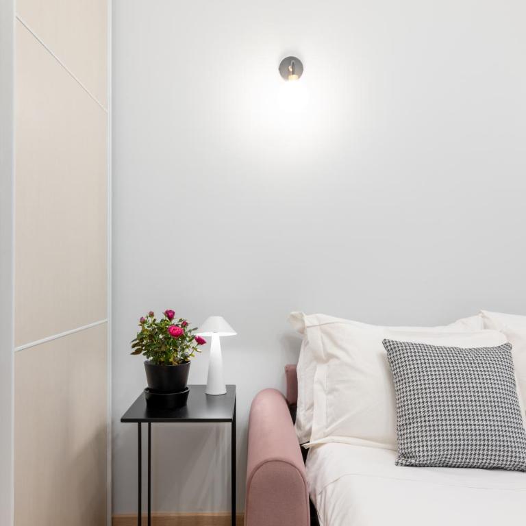 Domus Bella Roma - Double Room with Sofa Bed and Kitchen - 12
