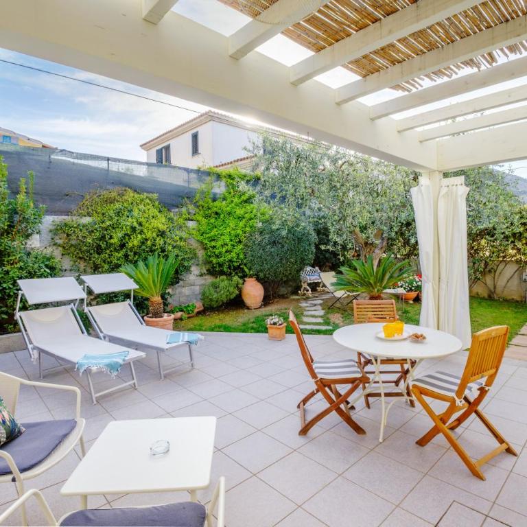 Orosei Home Holidays - Rimediu - Suite con Terrazza - 1