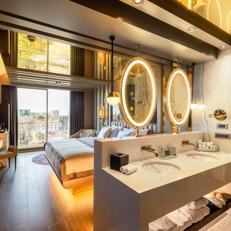 Merit Starlit Hotel & Residences - Deluks Soba s Pogledom na More - 3