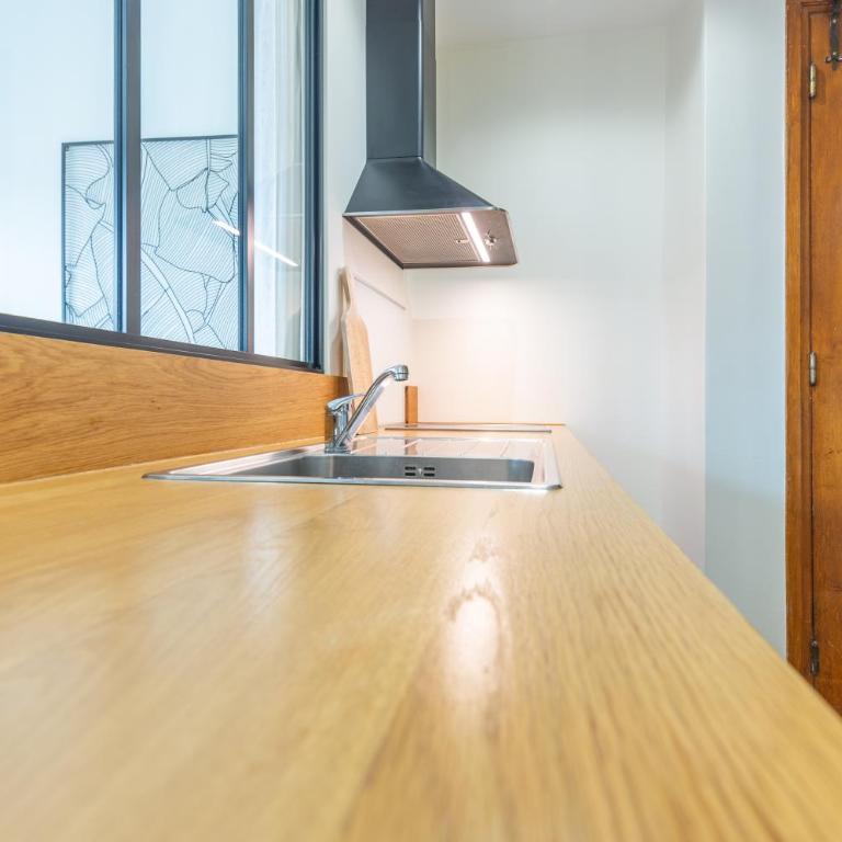 Pretty 2 rooms in the city center - Apartamento - 10