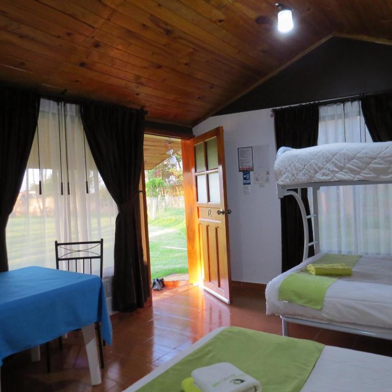 Hosteria Airport Garden - Habitación Cuádruple Estándar - 3