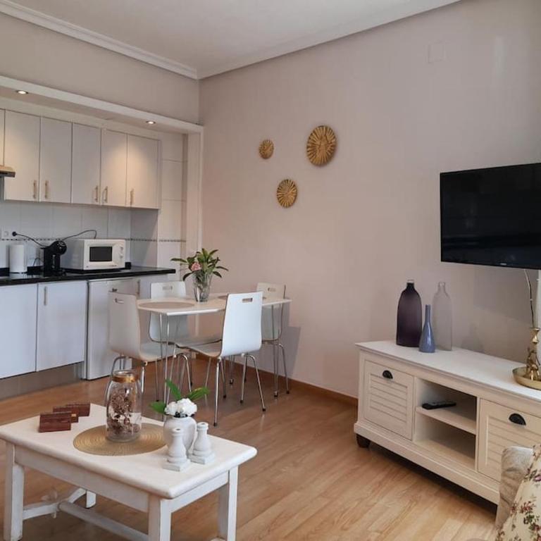 Apartamento Castilla 30 Bis - Parking Publico Gratuito - Apartamento de 1 dormitorio - 13