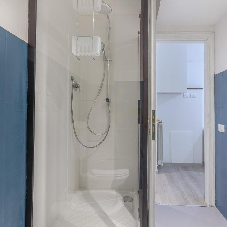 GuestHost - Matinum Central & Spacious Apartment - Three-Bedroom Apartment - 6
