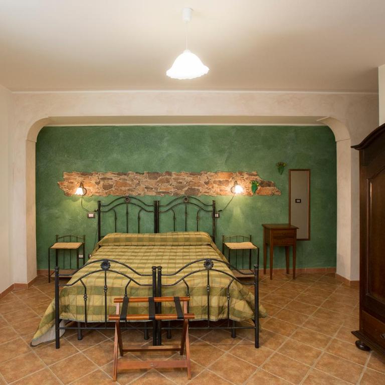 Sikania Suite - Single Room - 1