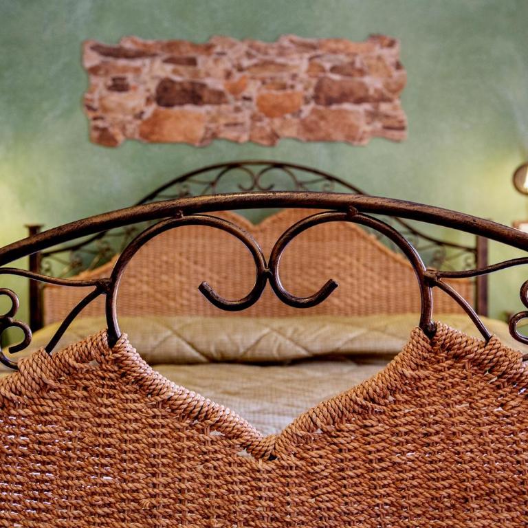 Sikania Suite - Single Room - 2