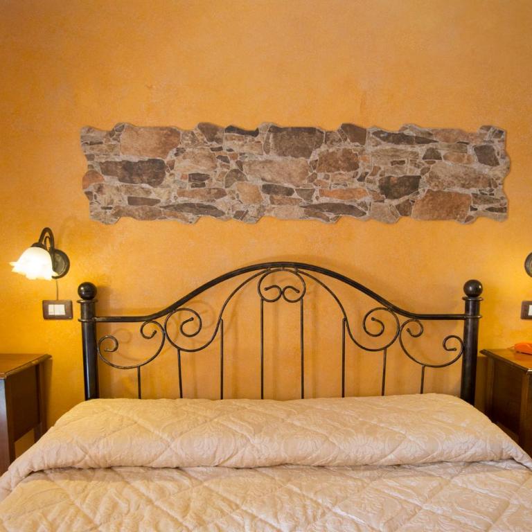 Sikania Suite - Single Room - 7