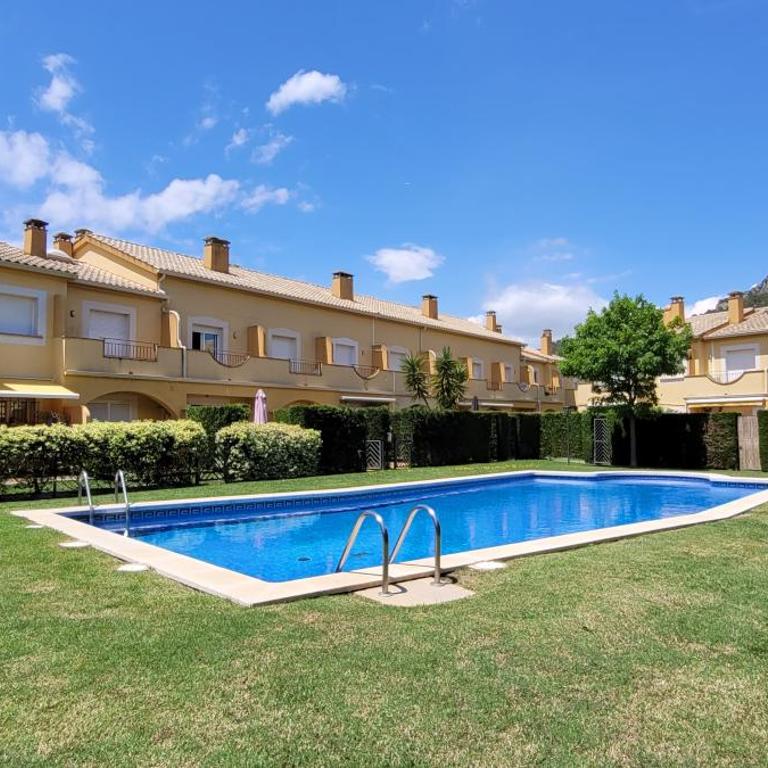Casa Estartit Oest 6A R - Three-Bedroom Townhouse - 4