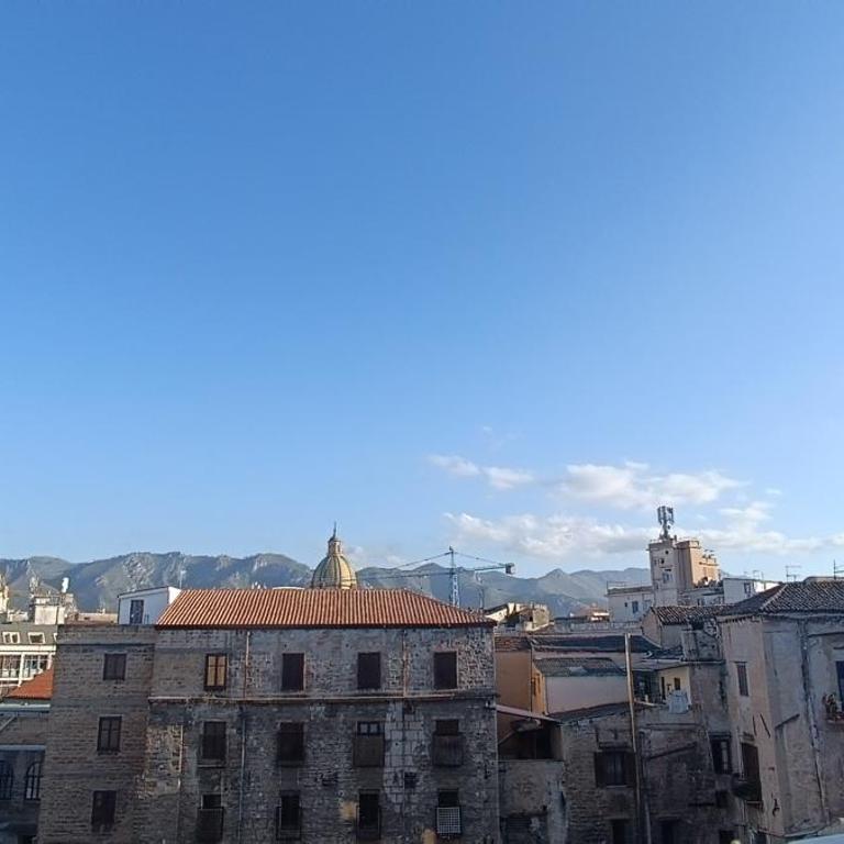 Le Cupole Decò - Camera Matrimoniale Deluxe con Balcone e Vista Città - 6