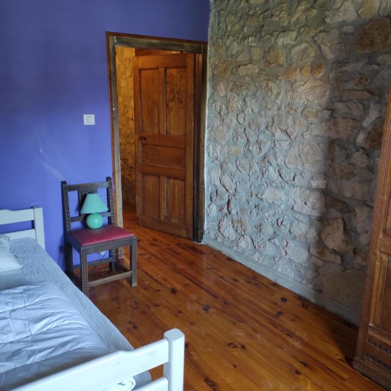 MAISON DE CHARME LAC AIGUEBELETTE - Villa 3 Chambres - 25