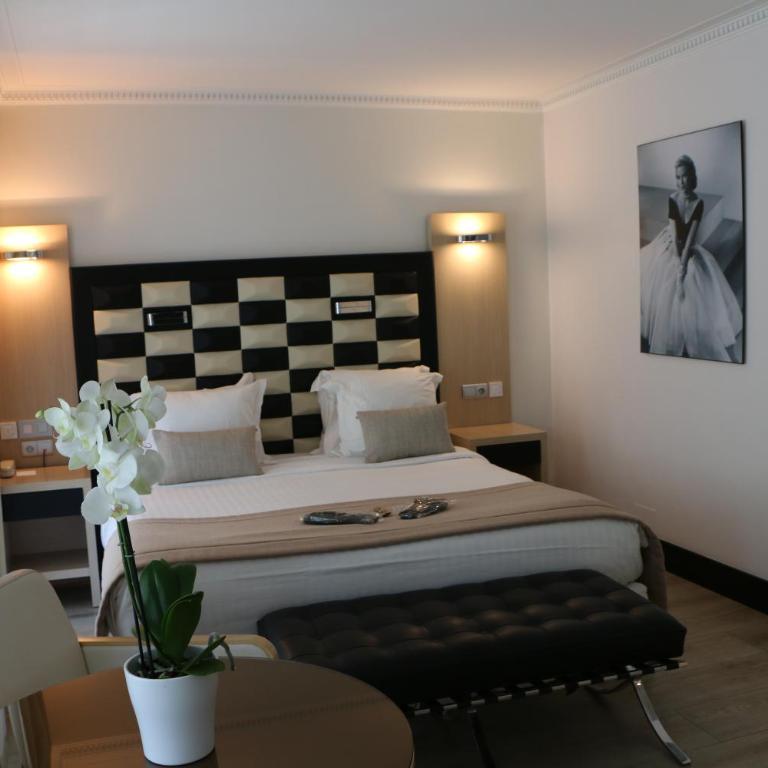 Hôtel Victoria - Chambre Double Deluxe avec Terrasse - Vue sur Jardin - 2