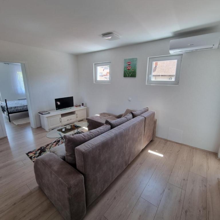 Nada-S - Apartman sa 2 Spavaće Sobe - 12