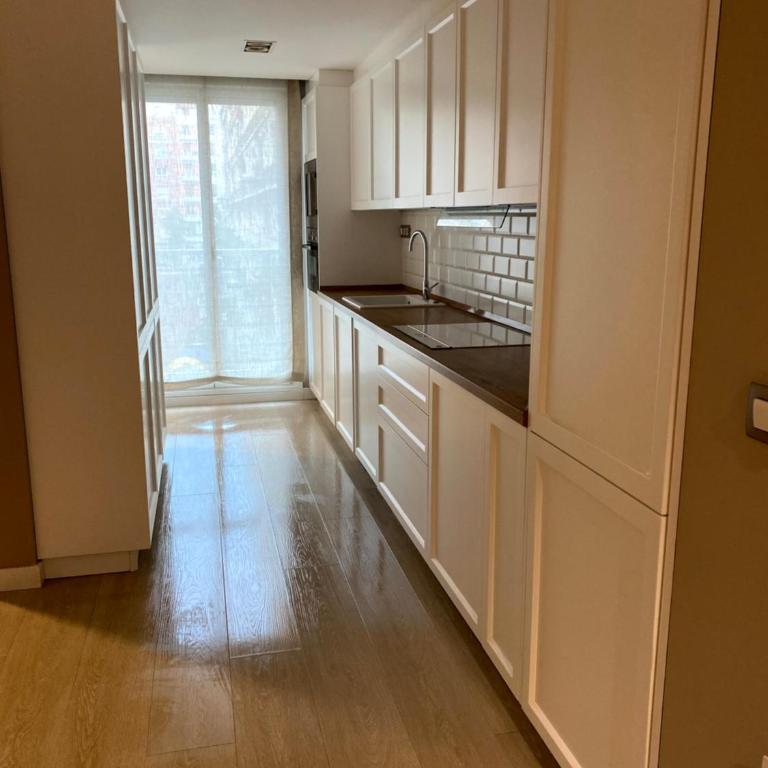 Apartamento Moderno Centro Bilbao - Apartamento de 3 dormitorios - 2