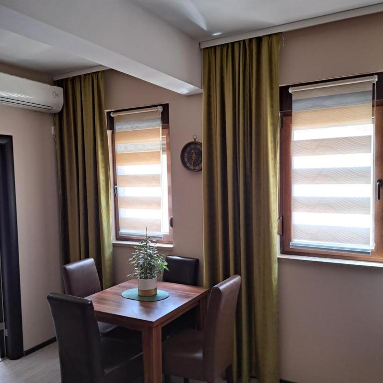 Apartments Kaladjurdjevic - Apartman - Prizemlje - 2