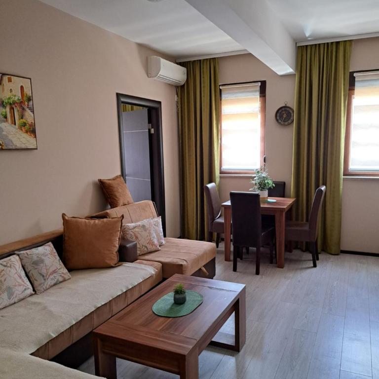 Apartments Kaladjurdjevic - Apartman - Prizemlje - 1
