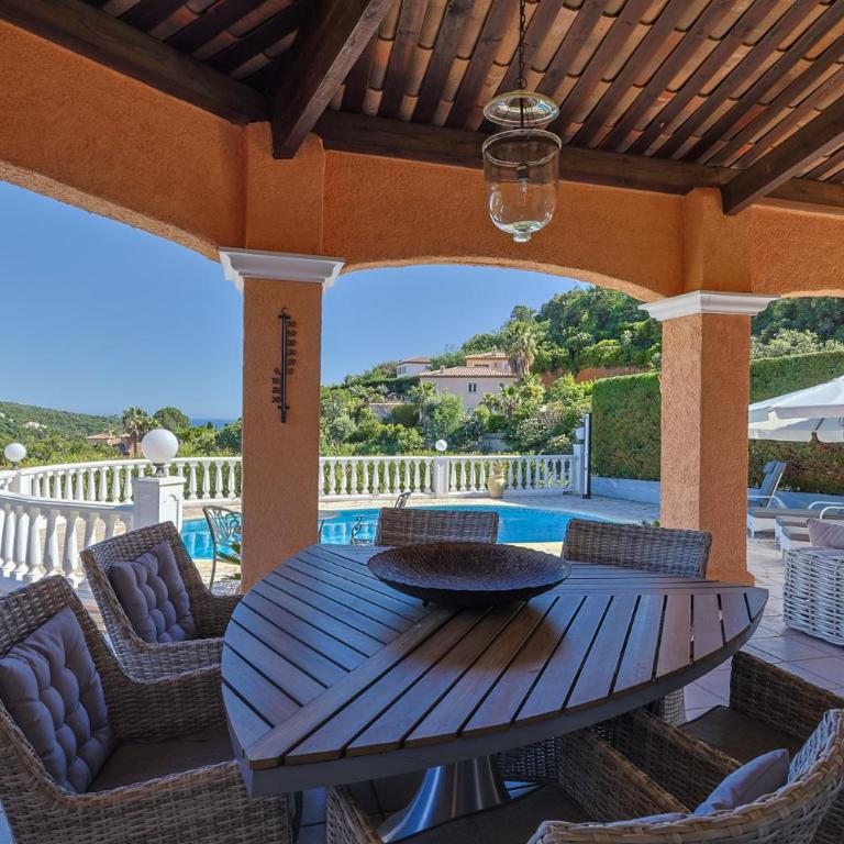 Luxus Villa Cristina - mit Pool und Meerblick by Riviera HomeLife - Maison de Vacances - 5