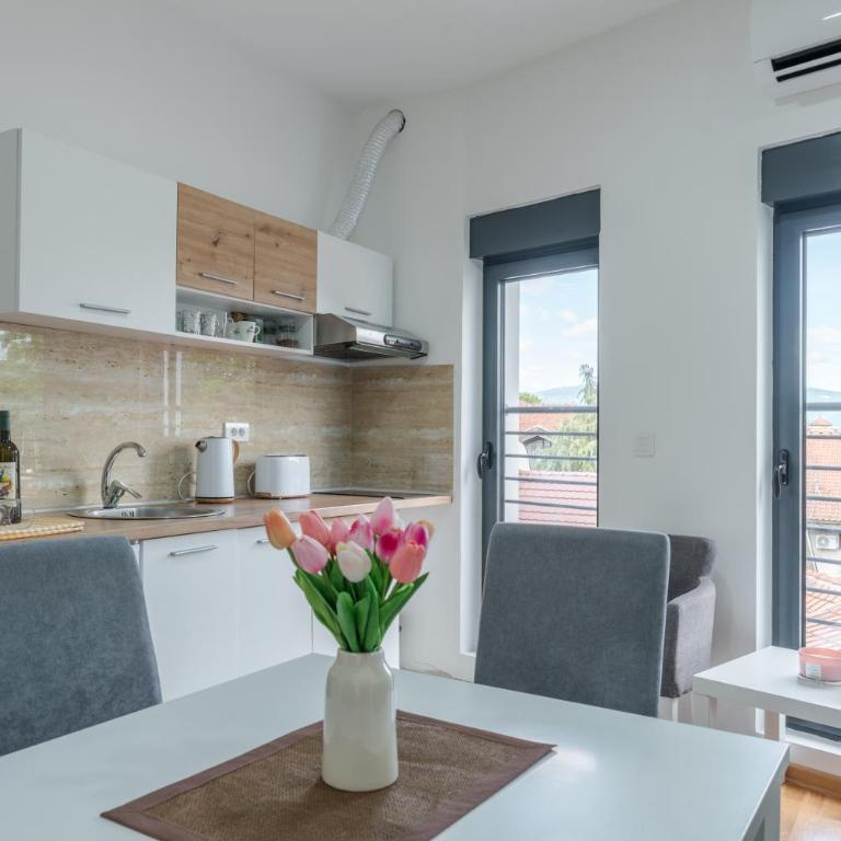Apartmani Central 11 & Free parking - Apartman sa 1 Spavaćom Sobom - 12