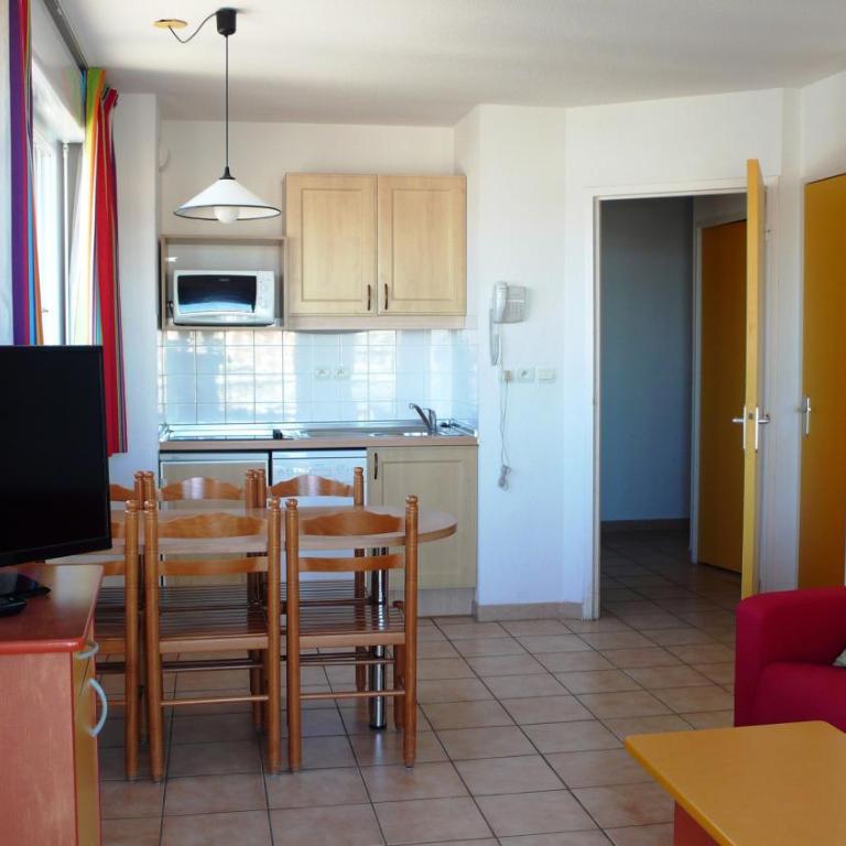 Appart Hôtel Mer & Golf Port Argelès - Appartement 2 Chambres - Côté Montagne - 6