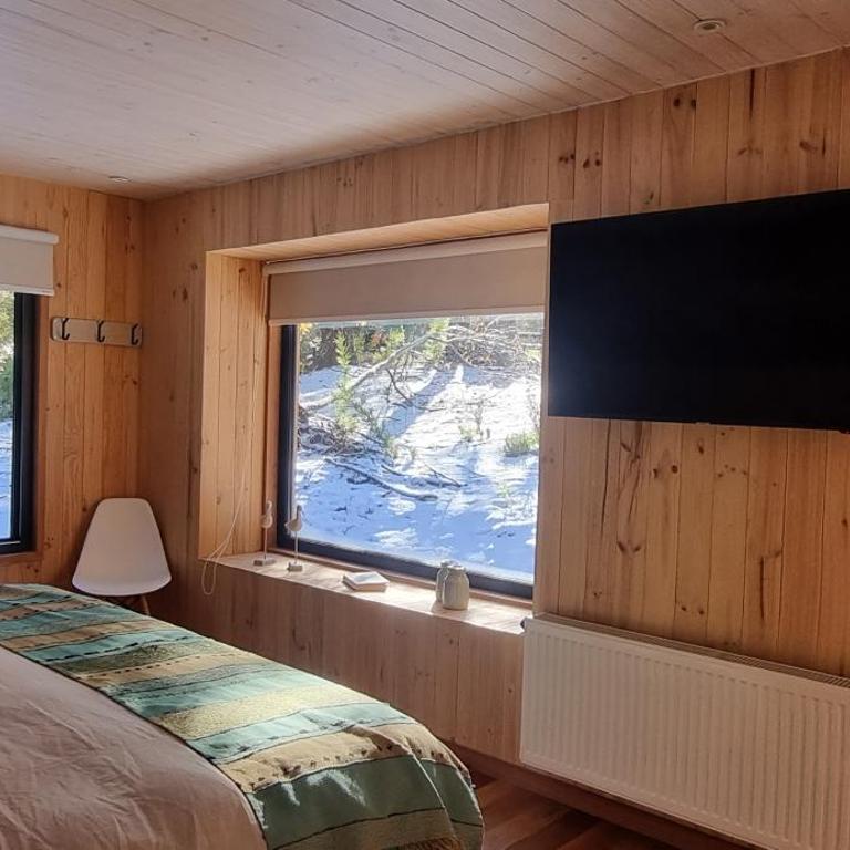 Refugio Piren , Corralco, Conguillio y Hot Tub - Chalet - 8