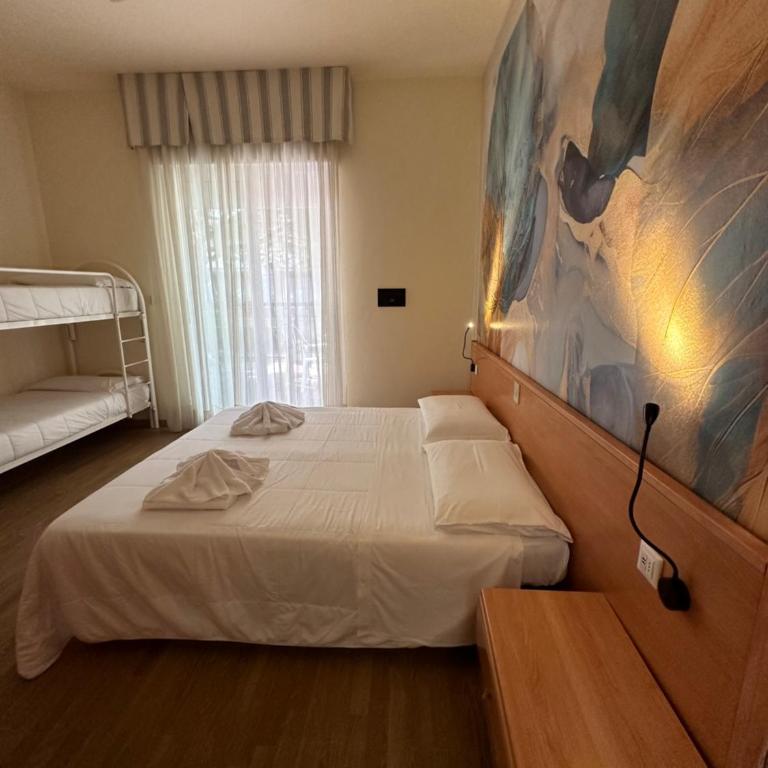 Hotel LA MAISON by Aldebaran - Camera Quadrupla con Balcone - 5