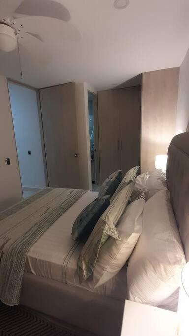 Apto Moderno 3 Habitaciones, SiempreAgua, Central, Aire Acondicionado, Piscina, Parking - Apartamento de 3 dormitorios - 14