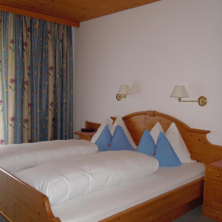 Pension Trojerhof - Doppelzimmer - 1