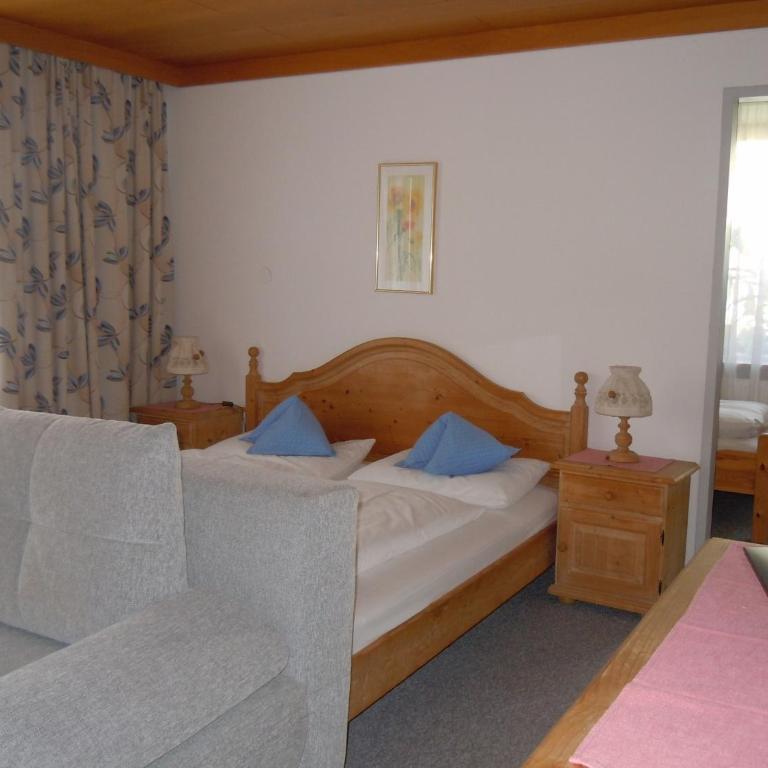 Pension Trojerhof - Familienzimmer (2 Erwachsene + 2 Kinder) - 1