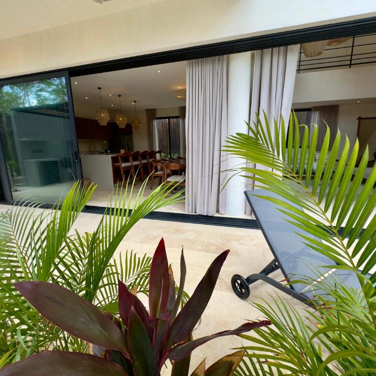 Casa LAAK, luxury villa, 5 br, 7 bt, heated pool - Villa - 15