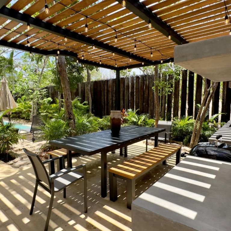 Casa LAAK, luxury villa, 5 br, 7 bt, heated pool - Villa - 20