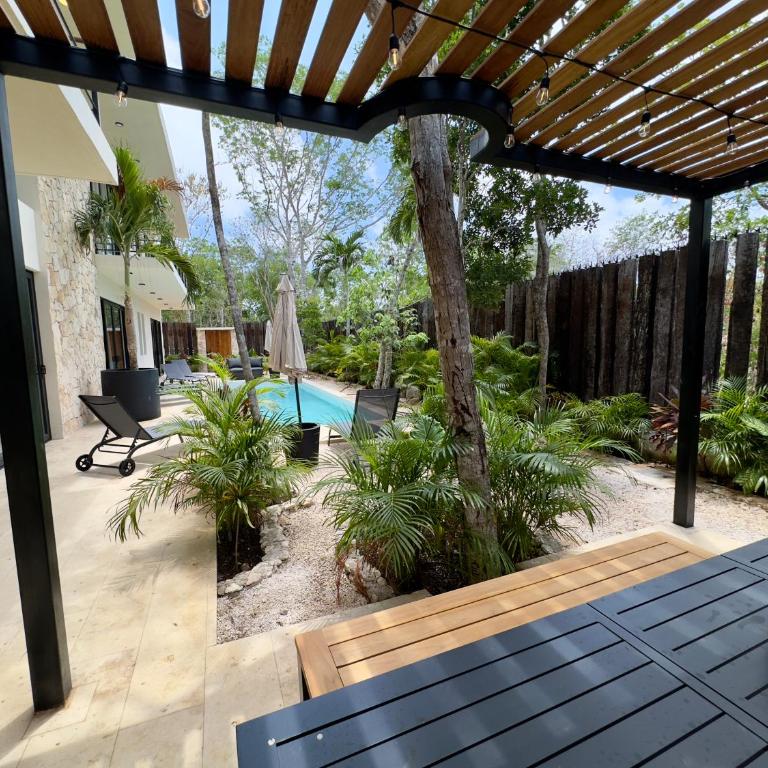 Casa LAAK, luxury villa, 5 br, 7 bt, heated pool - Villa - 19