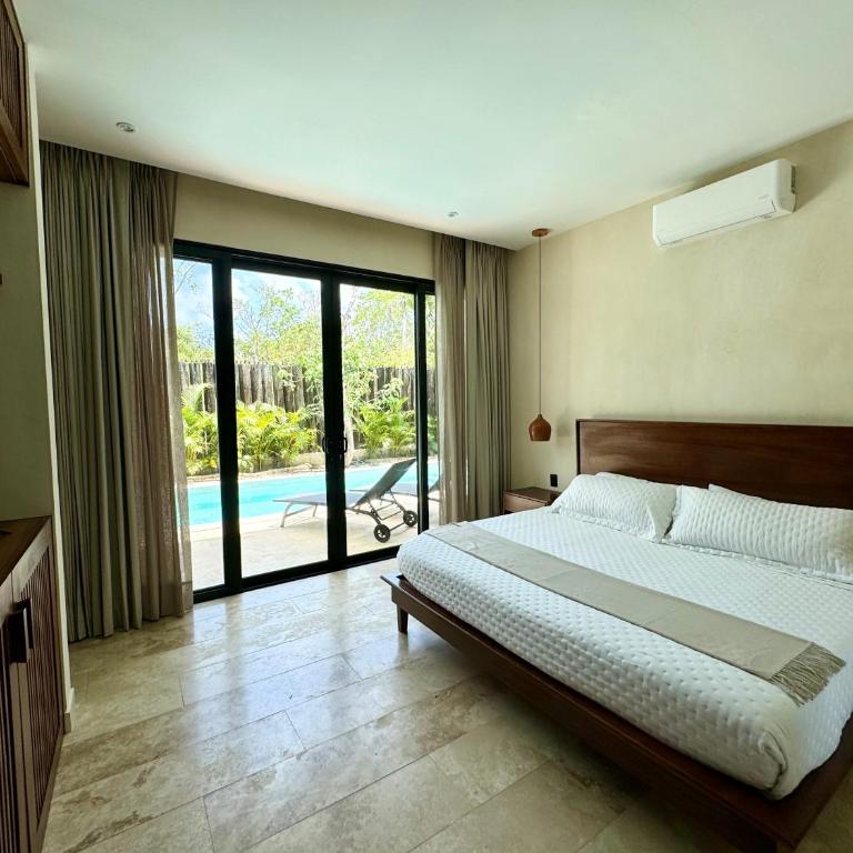 Casa LAAK, luxury villa, 5 br, 7 bt, heated pool - Villa - 57