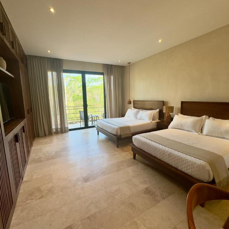 Casa LAAK, luxury villa, 5 br, 7 bt, heated pool - Villa - 53