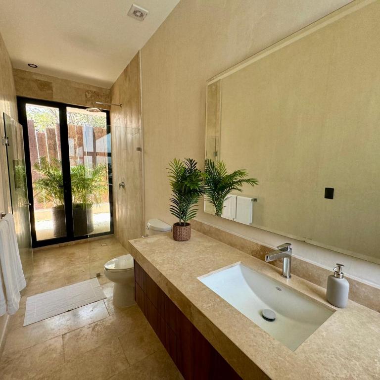 Casa LAAK, luxury villa, 5 br, 7 bt, heated pool - Villa - 51