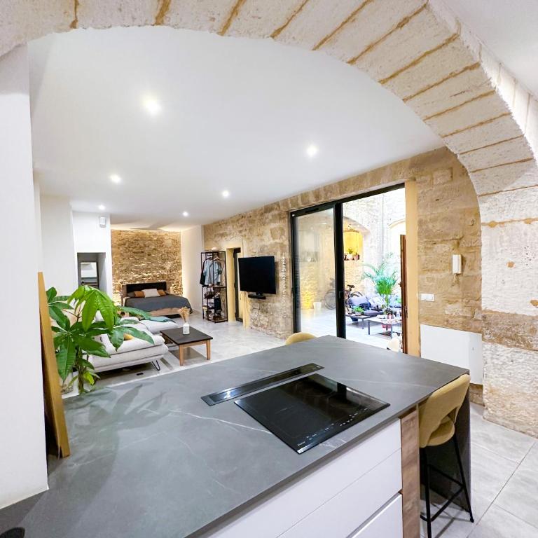 L'Ecrin de l'Ecusson, Loft avec cour intérieure - Appartamento con 1 Camera da Letto - 1