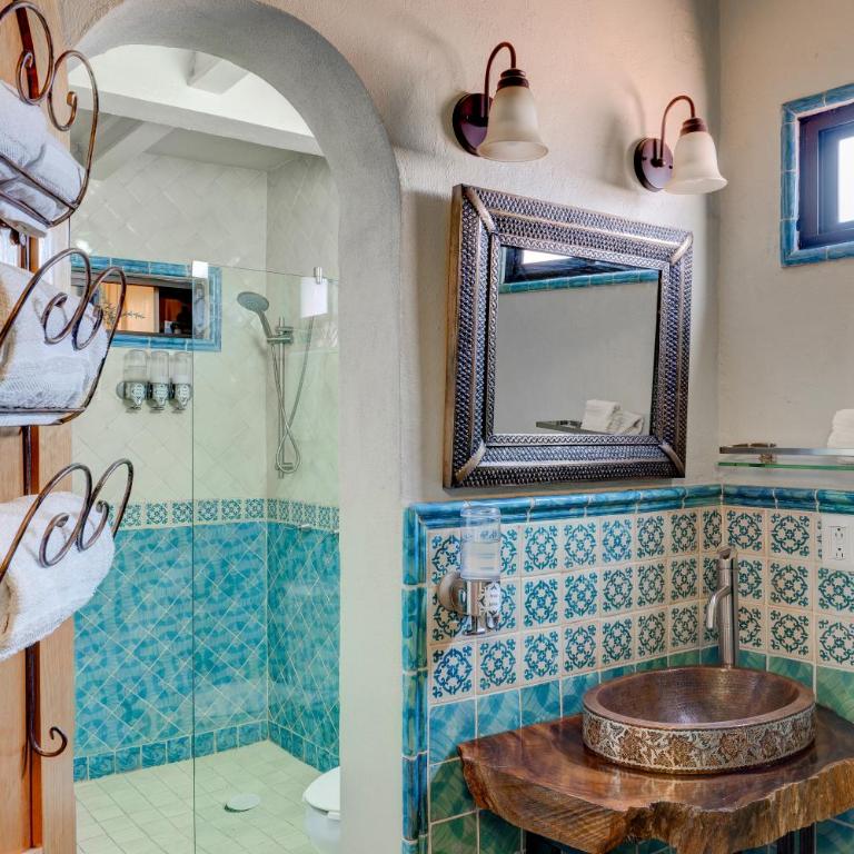 Casa de Colores - Large Double Room - 2
