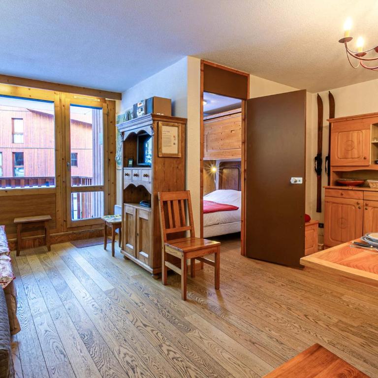 Appartement tout équipé avec balcon et garage, à 10min des commerces, navette gratuite. - FR-1-694-349 - Appartement - 2