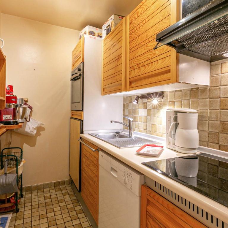 Appartement tout équipé avec balcon et garage, à 10min des commerces, navette gratuite. - FR-1-694-349 - Appartement - 7