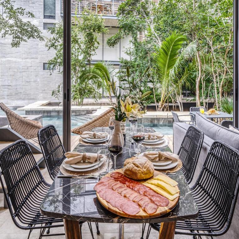 Hidden Swim up Loft w Cenote Rooftop Pool Gym - Apartamento de 1 dormitorio - 21