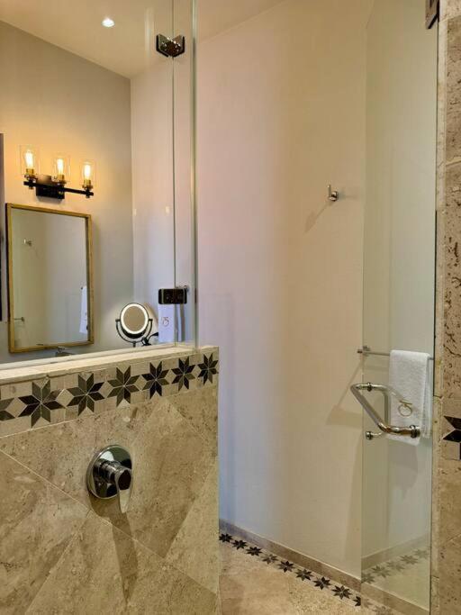 Luxury 2BR Condo AC Near Rosewood - 3 min walk - Two-Bedroom Apartment - 67