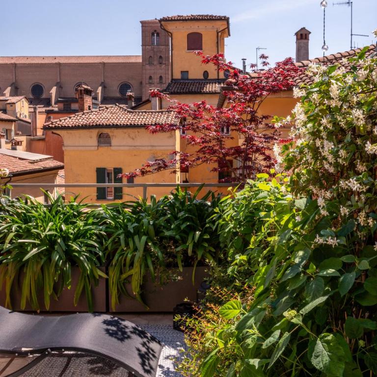 Piazza Maggiore Santa Margherita Rooms - Queen Room with Balcony - 25