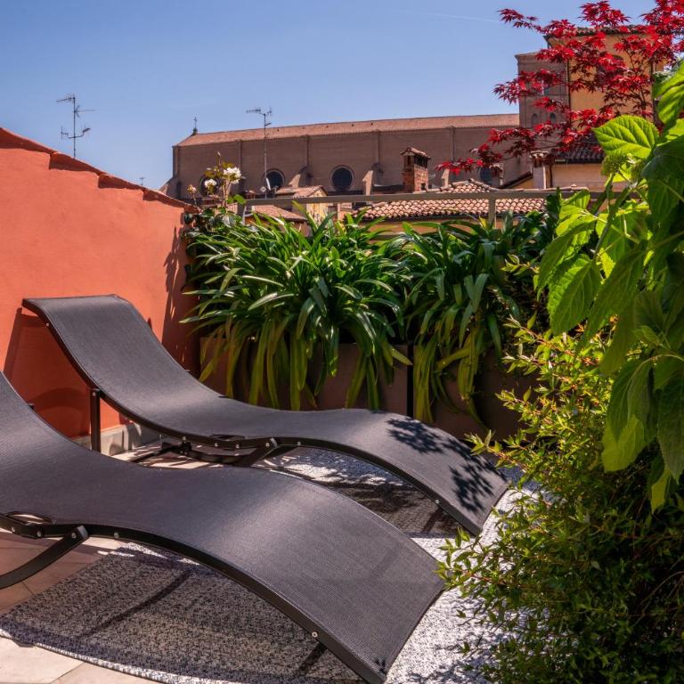 Piazza Maggiore Santa Margherita Rooms - Queen Room with Balcony - 23