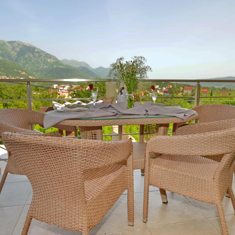 Villa Ilijana - One-Bedroom Apartment with Balcony - 14