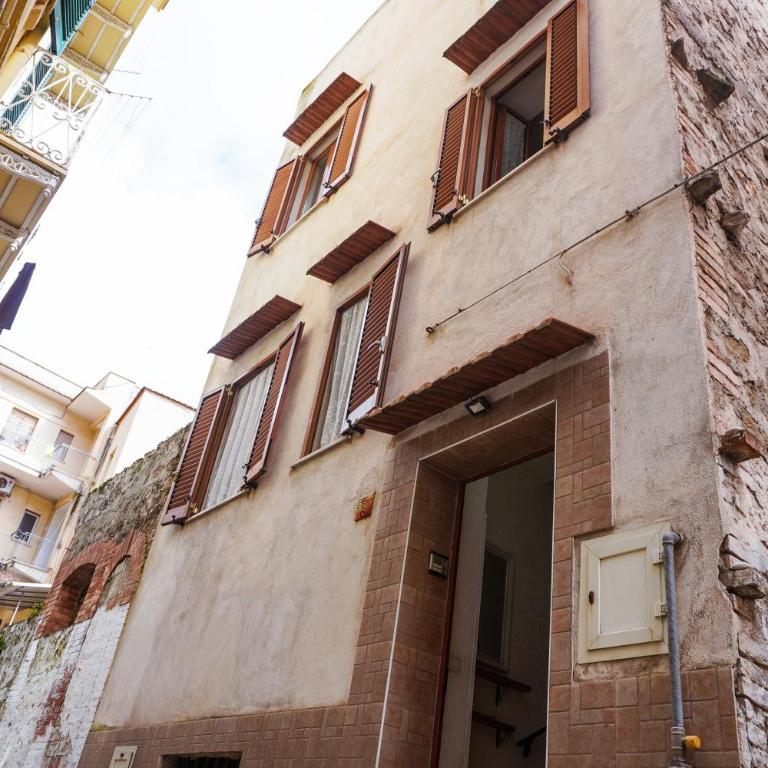 8 posti letto con parcheggio - La Flacca - Casa con 3 Camere da Letto - 34