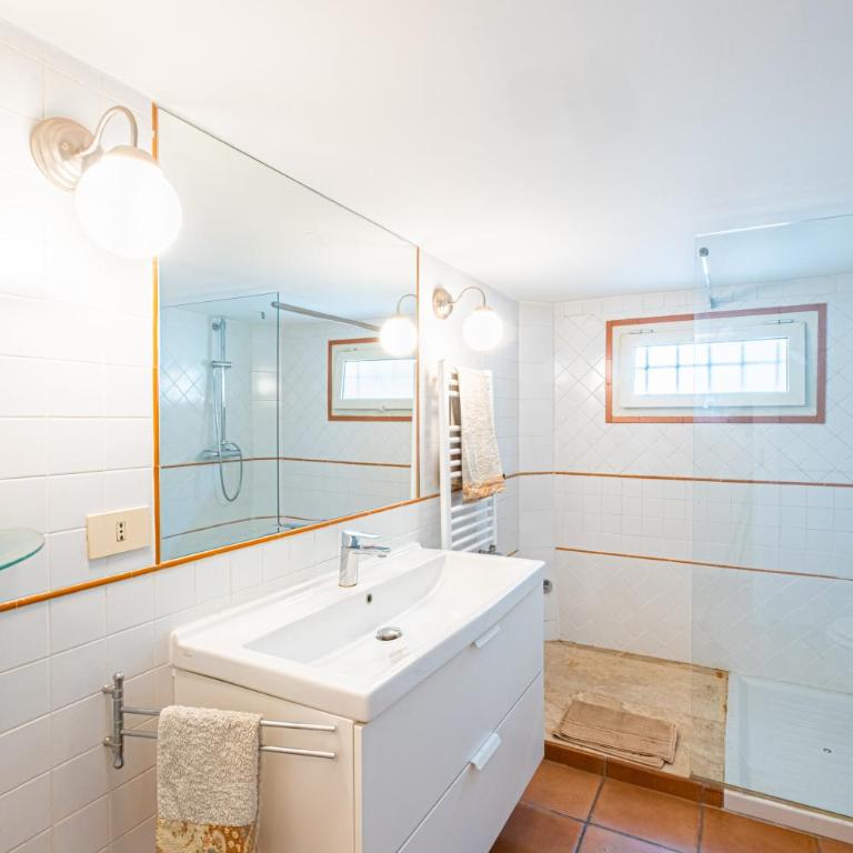Milvio Urban House - Two-Bedroom Apartment - 14