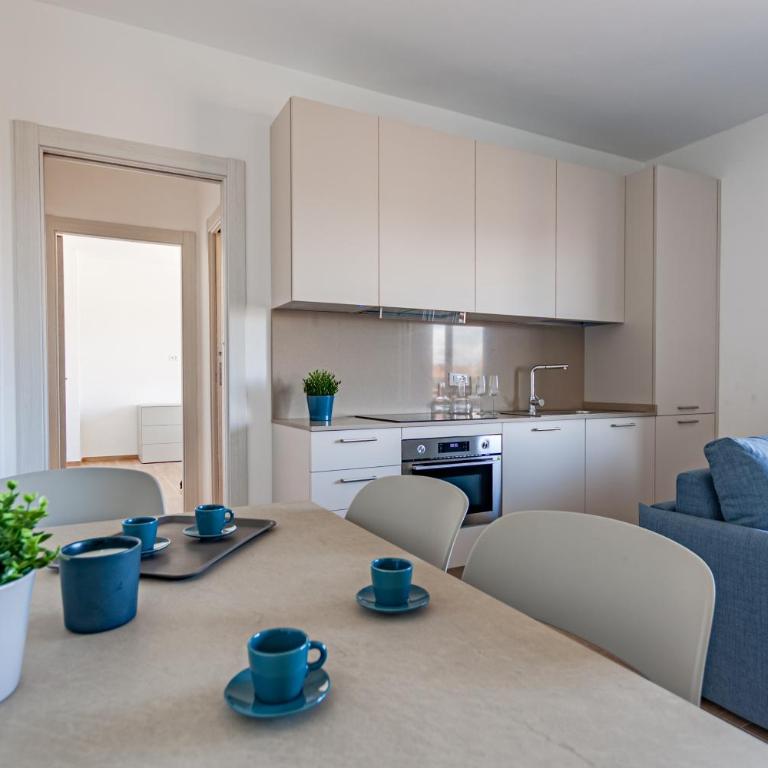 LTApartments 8 - Bilocale con balcone e parcheggio privato a 900m dalla Torre - Appartamento con 1 Camera da Letto - 3