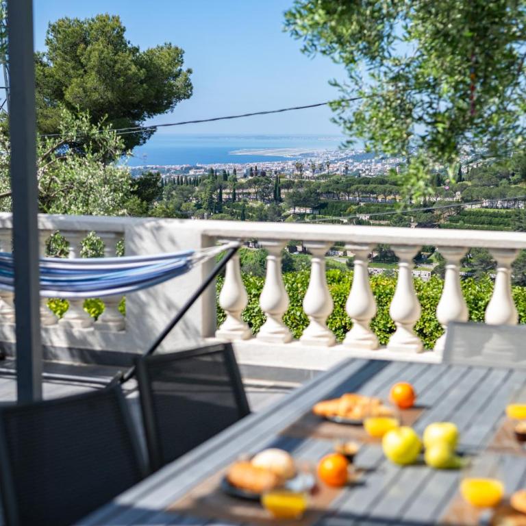 Villa vue mer, terrasse et spa - Villa 2 Chambres - 35