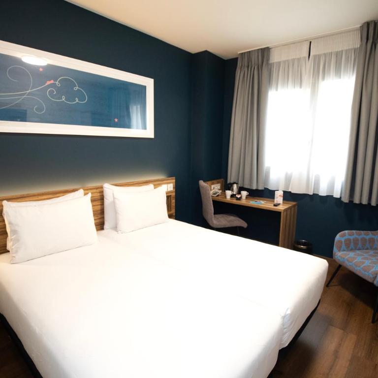 Travelodge Madrid Metropolitano - Twin Room - 6