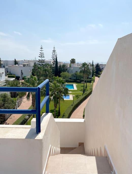 Ático con vistas al mar en primera línea de playa - Apartamento de 2 dormitorios - 37