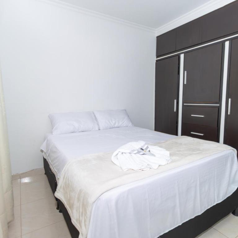 Linda Casa en Yopal con Aire Acondicionado - Casa Vacacional de 3 dormitorios - 14